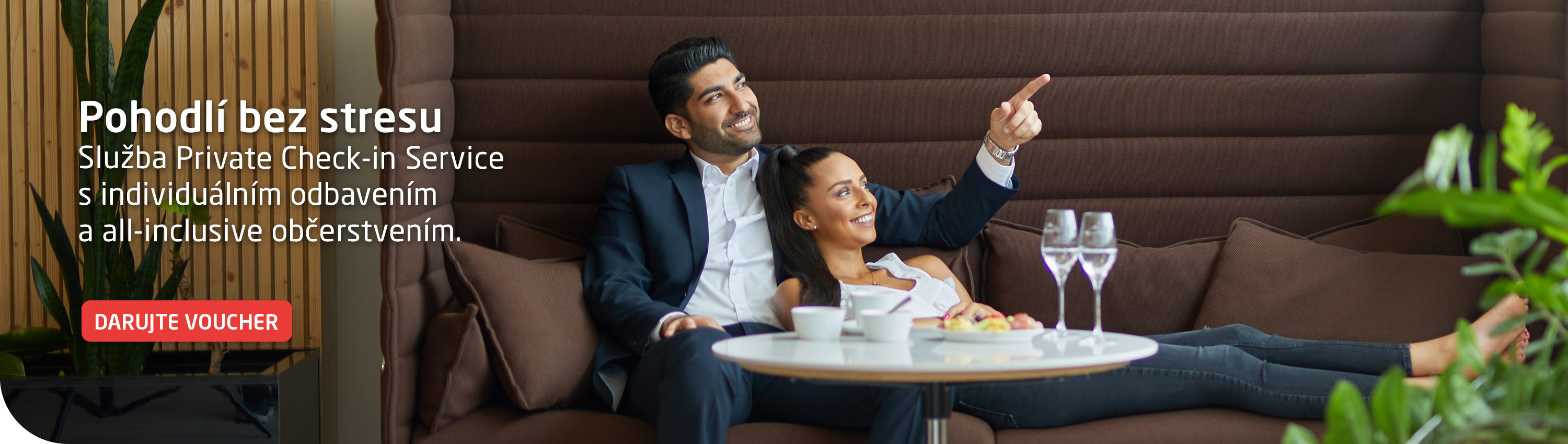 Private Check-in Service & salonek FastTrack Lounge