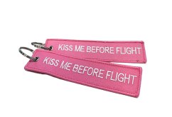Klíčenka KISS ME BEFORE FLIGHT
