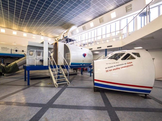 Boeing 737 Classic - Doba zážitku: 120 minut